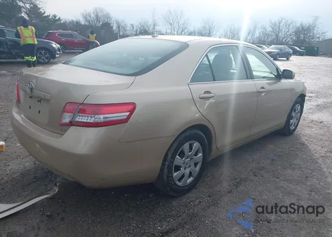 2011 Toyota Camry Le from USA, damaged, VIN 4T1BF3EK2BU605812
